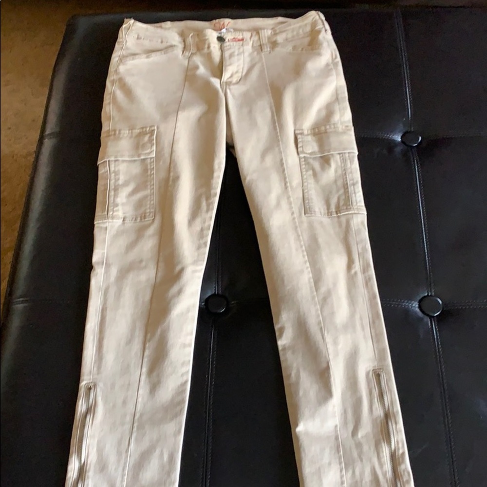 Beige cargo skinny jeans